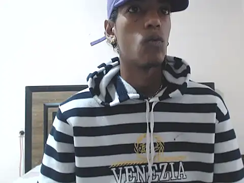 AlbertBigCock online show from November 15, 8:16 pm