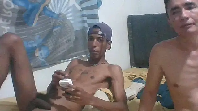 AlbertBigCock online show from June 24, 3:38 am
