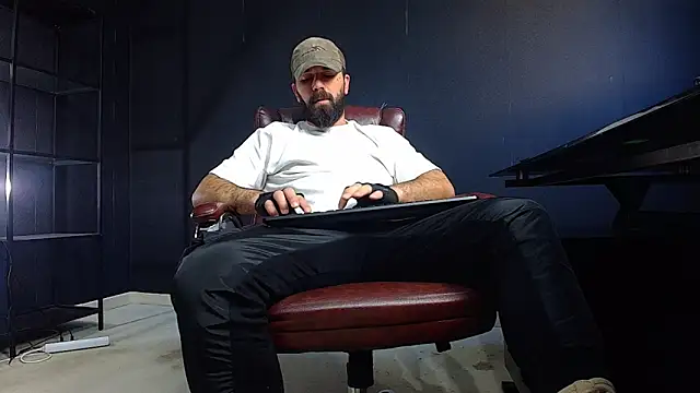 JackEthann online show from December 12, 6:57 am