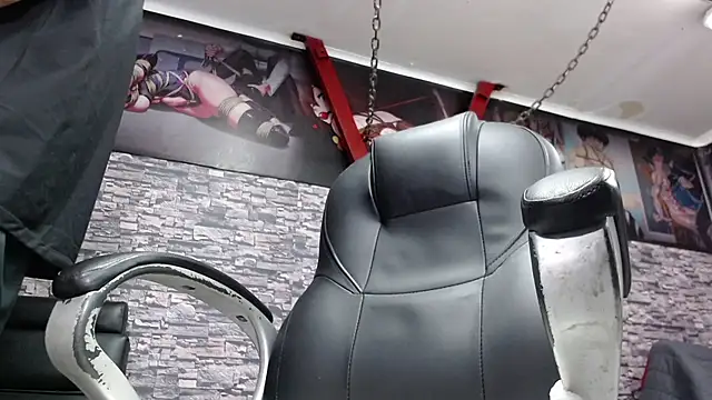 Snapshot of FrannBoy chatting on February 18, 7:30 pm FrannBoy online show from February 18, 7:30 pm