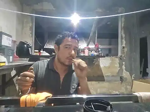 Zacfox2 online show from July 14, 10:15 pm