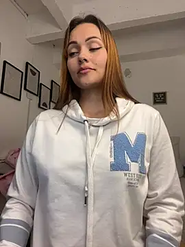 Snapshot of Miss-Abbii chatting on January 18, 12:13 am Miss-Abbii online show from January 18, 12:13 am