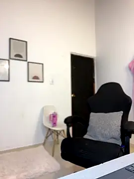 Snapshot of Miss-Abbii chatting on September 30, 9:20 pm Miss-Abbii online show from September 30, 9:20 pm