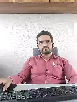 Snapshot of indianguy89 chatting on December 9, 6:23 am indianguy89 online show from December 9, 6:23 am