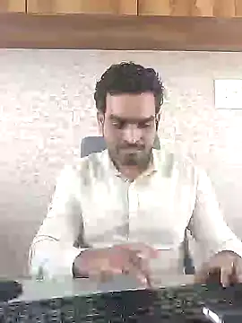 Snapshot of indianguy89 chatting on December 16, 6:43 am indianguy89 online show from December 16, 6:43 am