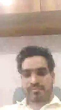 Snapshot of indianguy89 chatting on December 23, 12:19 pm indianguy89 online show from December 23, 12:19 pm