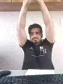 Snapshot of indianguy89 chatting on December 29, 5:10 am indianguy89 online show from December 29, 5:10 am