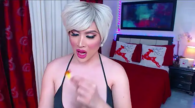 Snapshot of Heavenly_Treats chatting on December 4, 7:06 am Heavenly Treats online show from December 4, 7:06 am