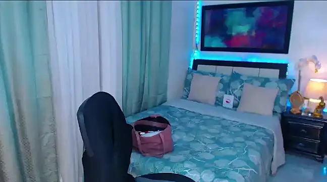 Snapshot of Heavenly_Treats chatting on January 23, 9:50 am Heavenly Treats online show from January 23, 9:50 am