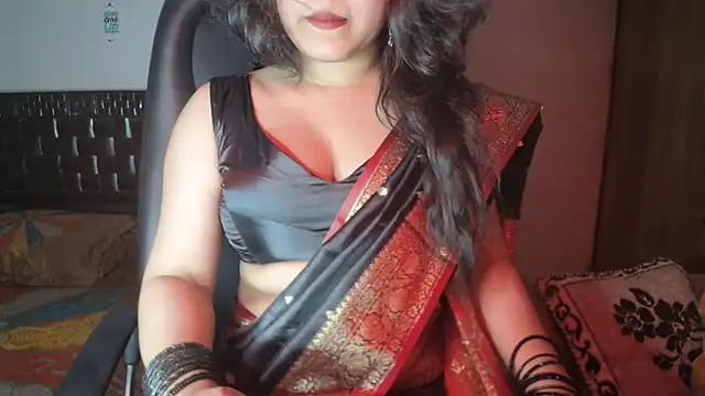 Most-Beautiful-Queen online show from October 27, 7:40 pm