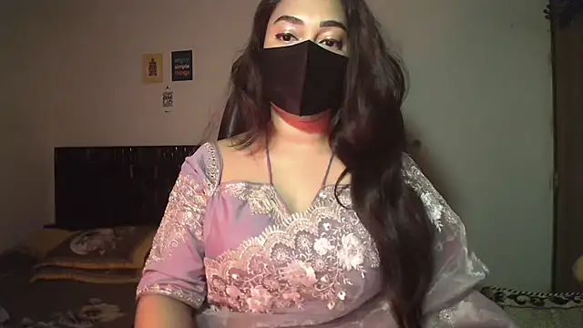 Most-Beautiful-Queen online show from February 16, 7:32 pm