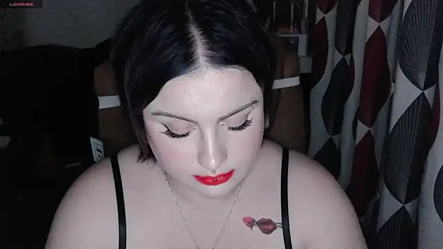 Snapshot of submissiveslut1996 chatting on January 29, 10:22 pm submissiveslut1996 online show from January 29, 10:22 pm