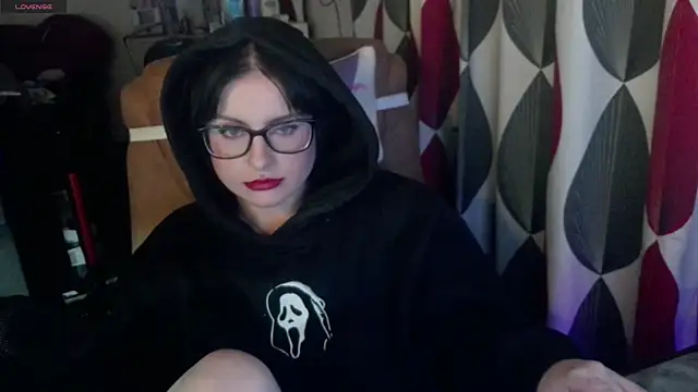 Snapshot of submissiveslut1996 chatting on September 19, 10:21 pm submissiveslut1996 online show from September 19, 10:21 pm