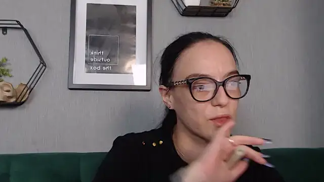 IzabelllNoir online show from December 30, 11:48 am