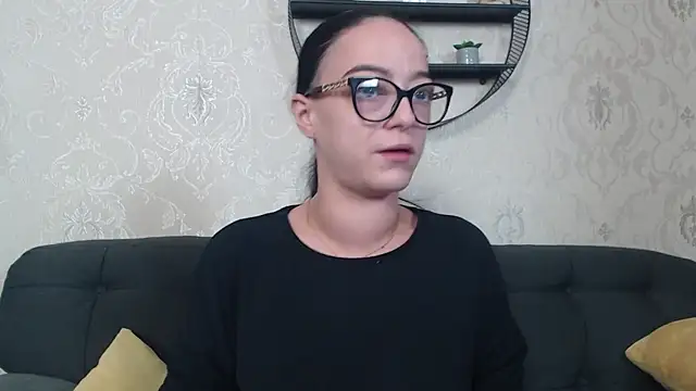 IzabelllNoir online show from November 8, 8:14 am