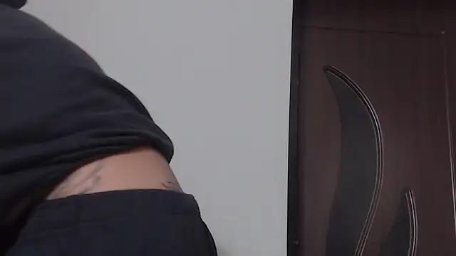 IzabelllNoir online show from March 14, 9:59 am