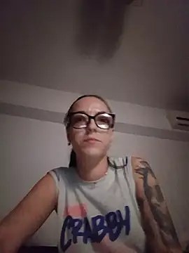 IzabelllNoir online show from May 13, 7:22 pm