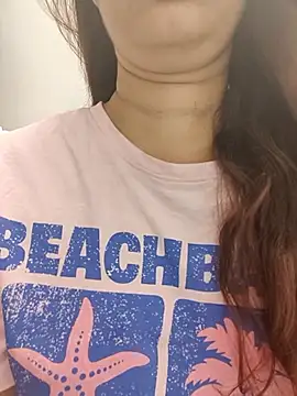 Snapshot of Brown_Maxi chatting on March 30, 6:53 pm Brown Maxi online show from March 30, 6:53 pm