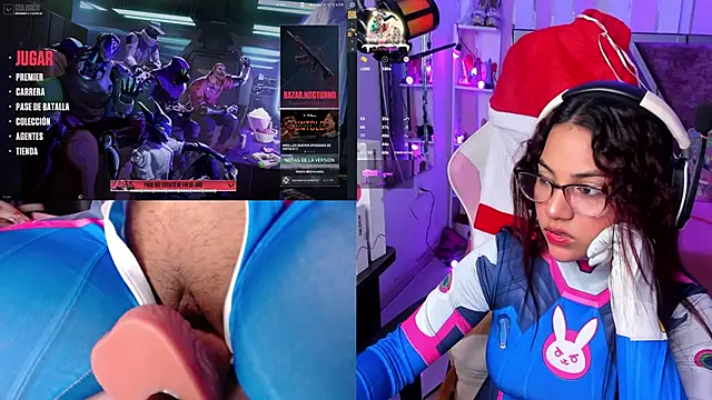 PetiteSophie  online show from December 22, 1:11 pm