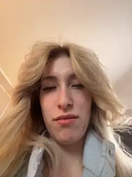 SerenaBennet online show from November 30, 11:25 am