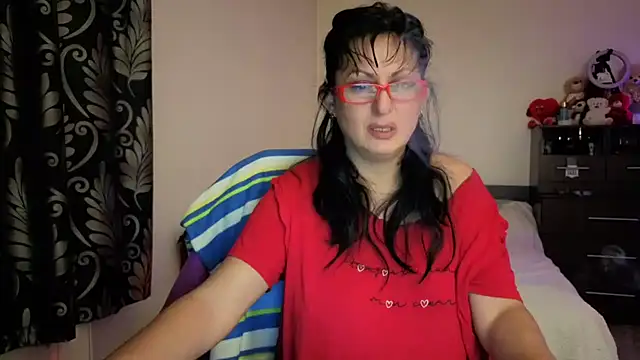 YourDreamLoverr online show from November 29, 12:24 am