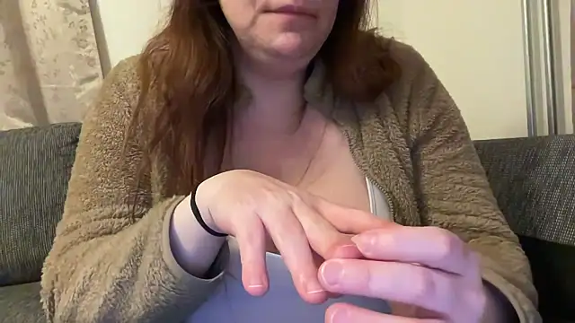 cumwithmee3 online show from February 18, 2:27 am