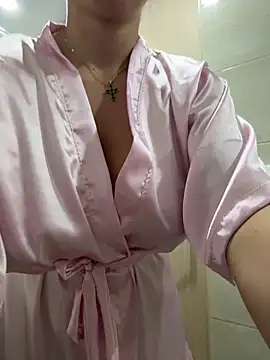 Snapshot of AtheneaRossi chatting on March 23, 9:13 am AtheneaRossi online show from March 23, 9:13 am