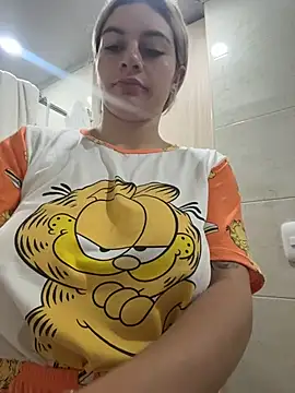 Snapshot of AtheneaRossi chatting on March 25, 9:26 am AtheneaRossi online show from March 25, 9:26 am