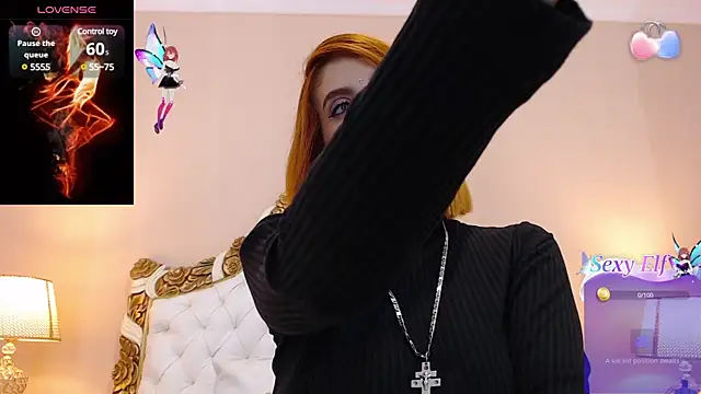 Snapshot of AdelinaVans chatting on January 5, 12:42 pm AdelinaVans online show from January 5, 12:42 pm