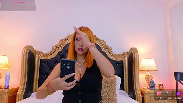 AdelinaVans online show from November 17, 12:33 pm