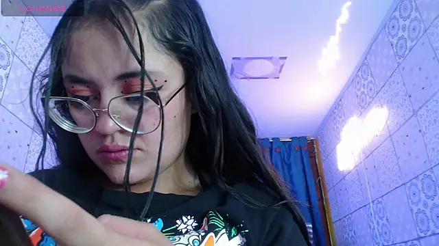 vitoria23  online show from March 6, 1:24 pm