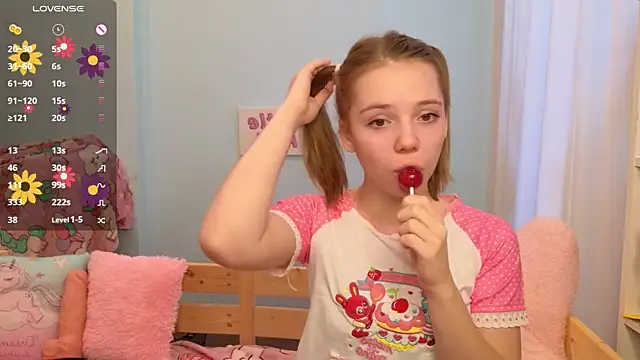 PrincessLittleKiki online show from October 7, 7:16 am