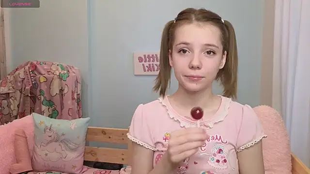 PrincessLittleKiki online show from October 11, 7:07 am