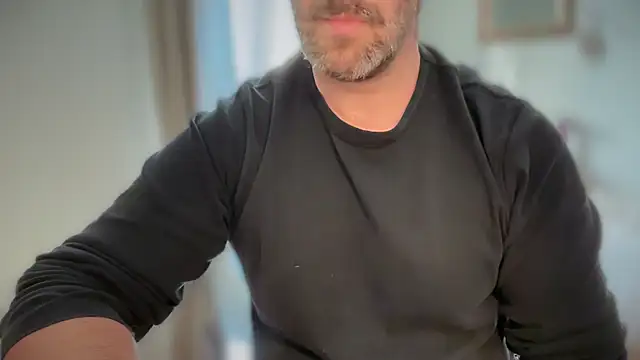 Mr Beef online show from December 20, 2:35 pm