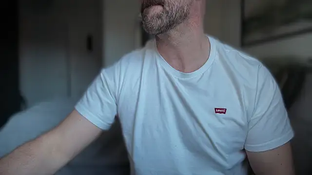 Mr Beef online show from April 6, 5:58 pm