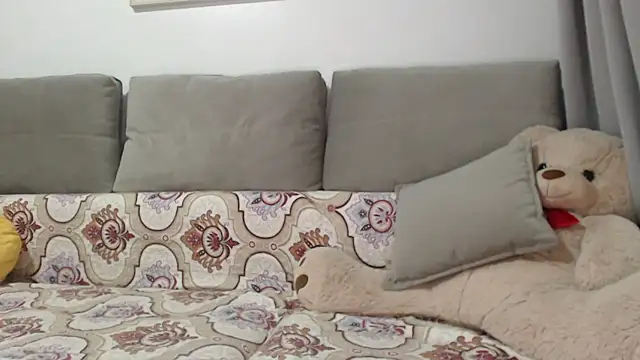  JustmeHere  online show from November 3, 8:43 pm