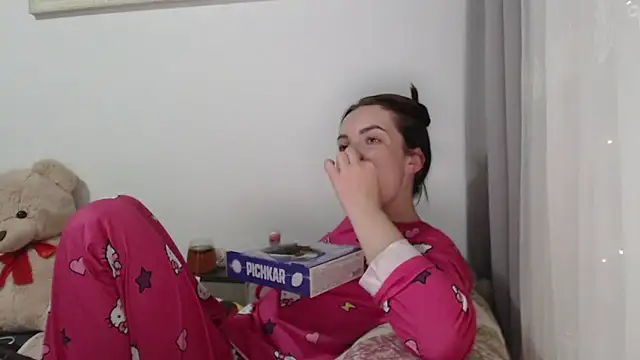  JustmeHere  online show from November 28, 8:55 pm