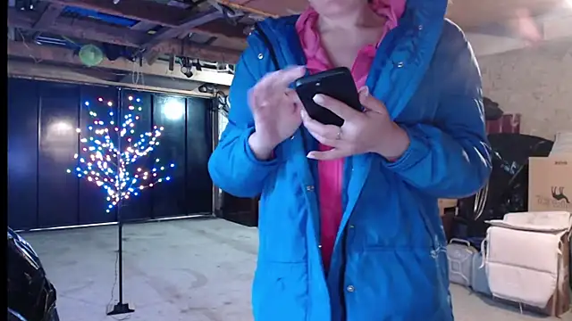  JustmeHere  online show from December 4, 12:36 pm