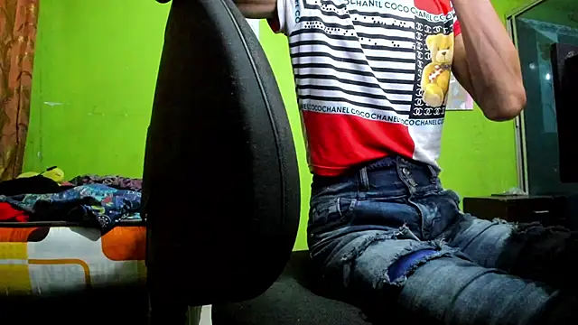 Brenda Smith69 online show from September 22, 7:05 pm