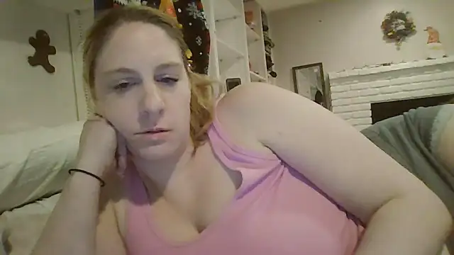 MsLG12301 online show from February 21, 12:49 am