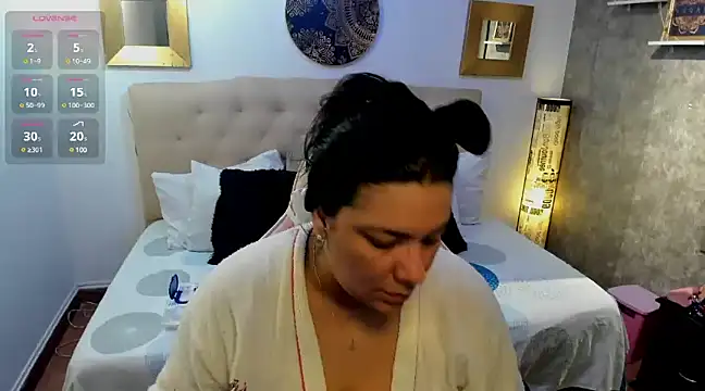 Daring  natasha  online show from January 13, 2:18 am