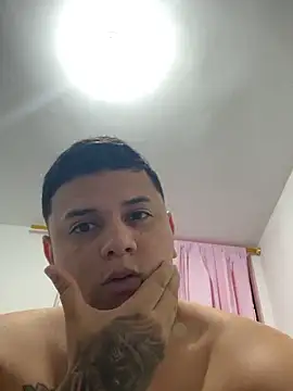 Snapshot of Jefrey0298 chatting on April 3, 9:46 pm Jefrey0298 online show from April 3, 9:46 pm