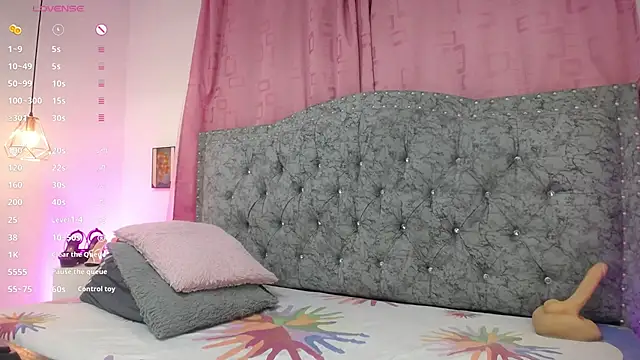 Uzziah Sabag online show from September 20, 1:06 am