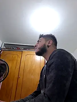 Snapshot of Juanhots chatting on January 14, 6:24 pm Juanhots online show from January 14, 6:24 pm