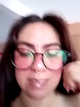 Snapshot of Celestte22 chatting on April 5, 7:33 pm Celestte22 online show from April 5, 7:33 pm