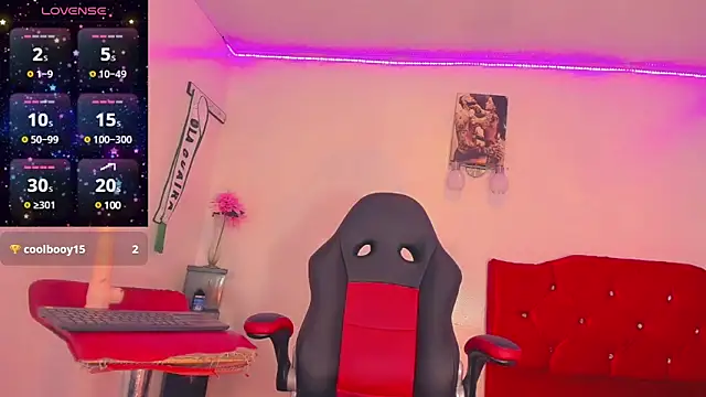 Snapshot of naomy__xx chatting on January 26, 2:56 am naomy xx online show from January 26, 2:56 am