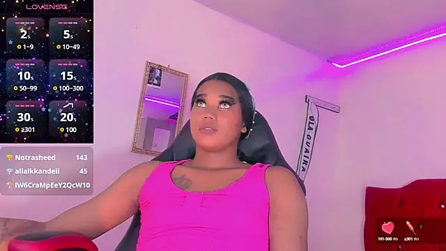 Snapshot of naomy__xx chatting on February 10, 4:14 pm naomy xx online show from February 10, 4:14 pm