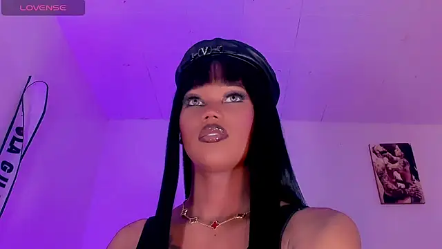 Snapshot of naomy__xx chatting on October 26, 2:06 am naomy xx online show from October 26, 2:06 am