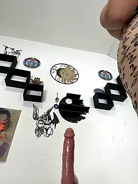 jamilaross online show from November 16, 9:09 pm