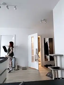 Snapshot of divine_eve chatting on October 25, 12:02 pm divine eve online show from October 25, 12:02 pm